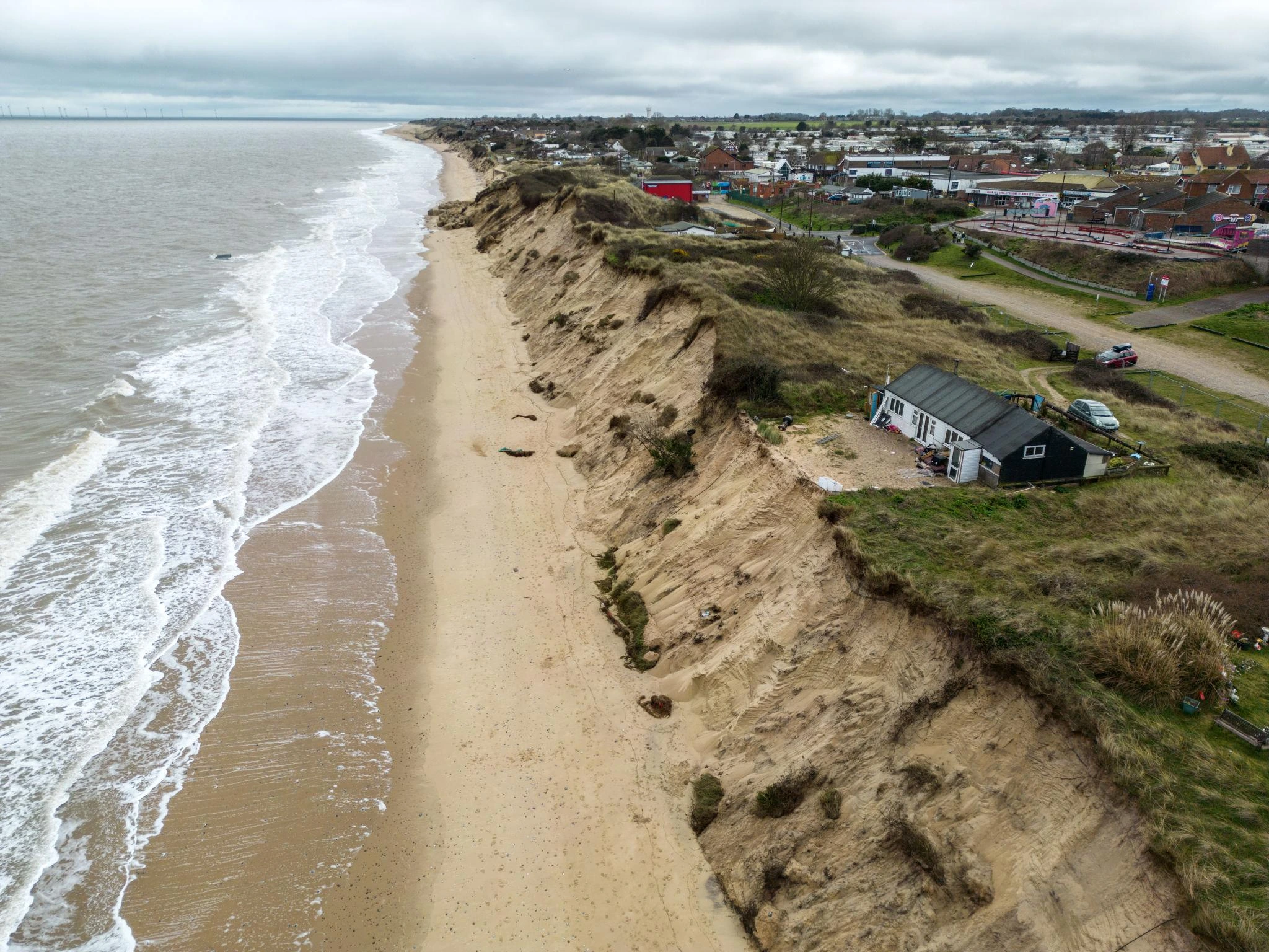 Scenario B: accelerated coastal deterioration
